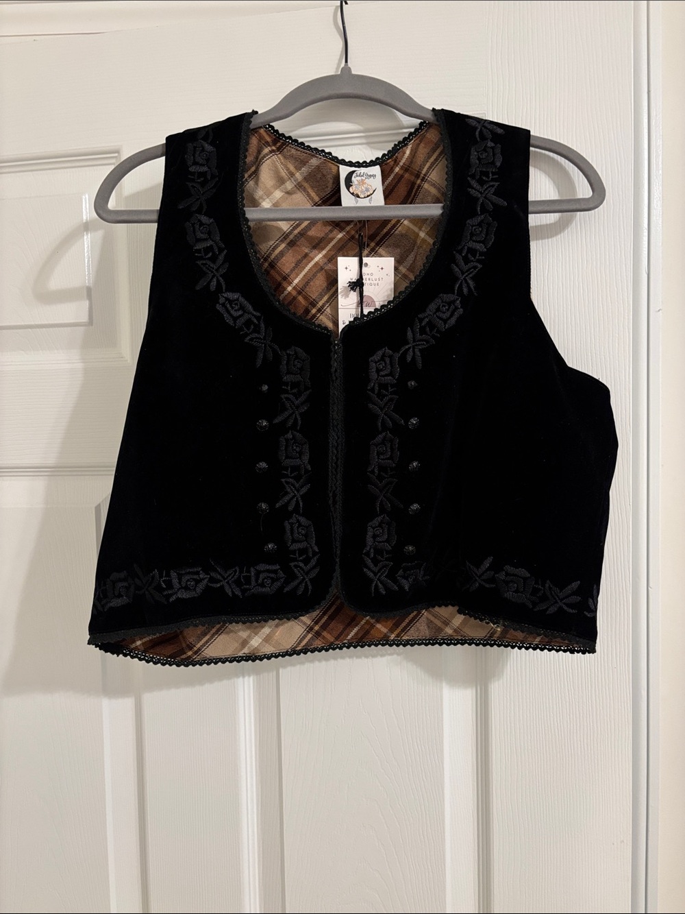 Black Velvet Embroidered Women's Vest - Unbranded